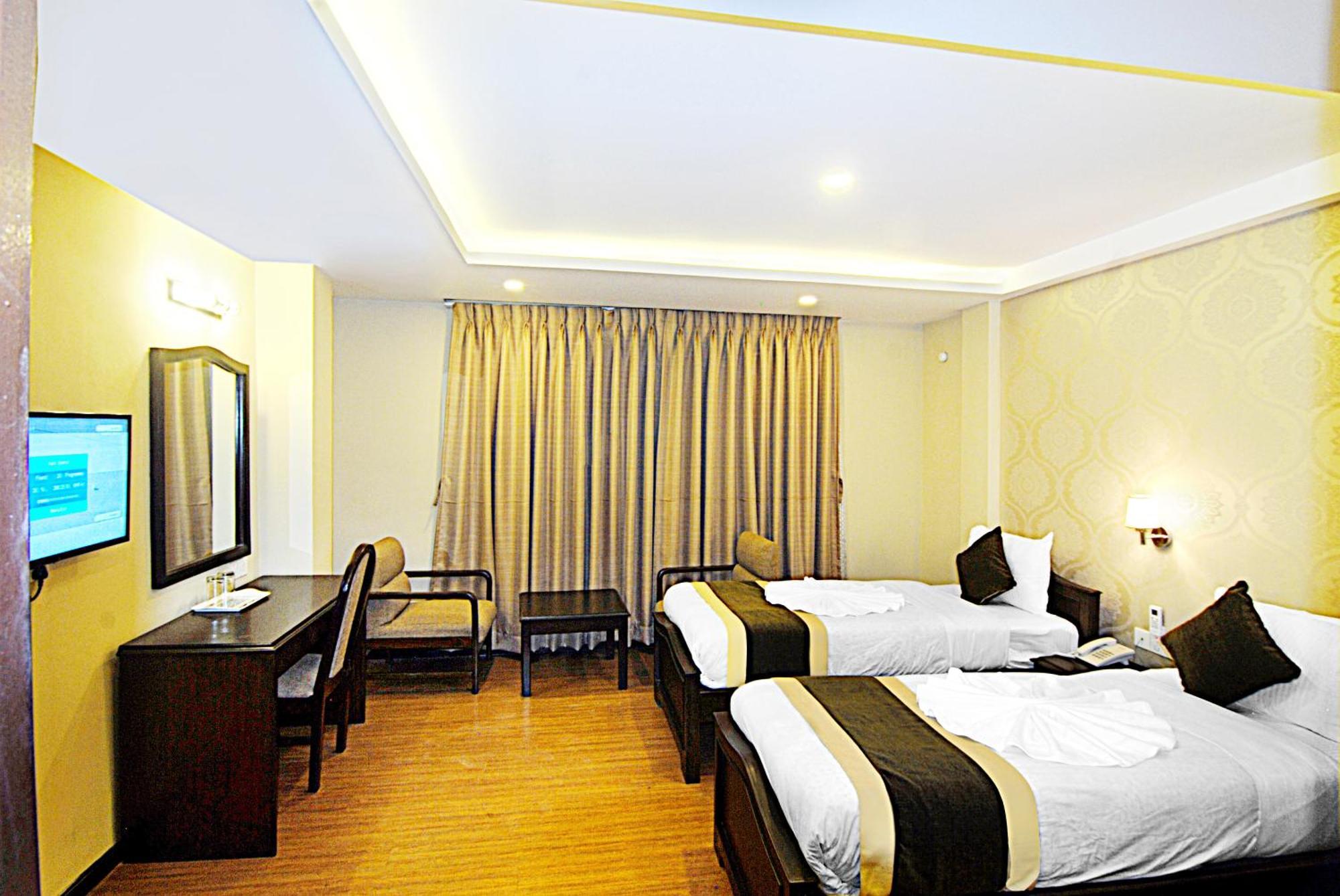 Kathmandu Grand Hotel Exterior foto